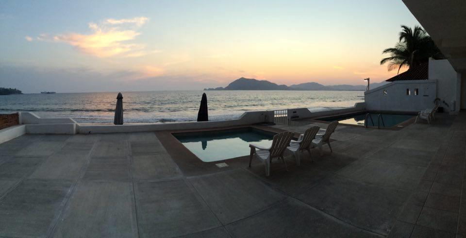 Hotel Real Posada Manzanillo Dış mekan fotoğraf