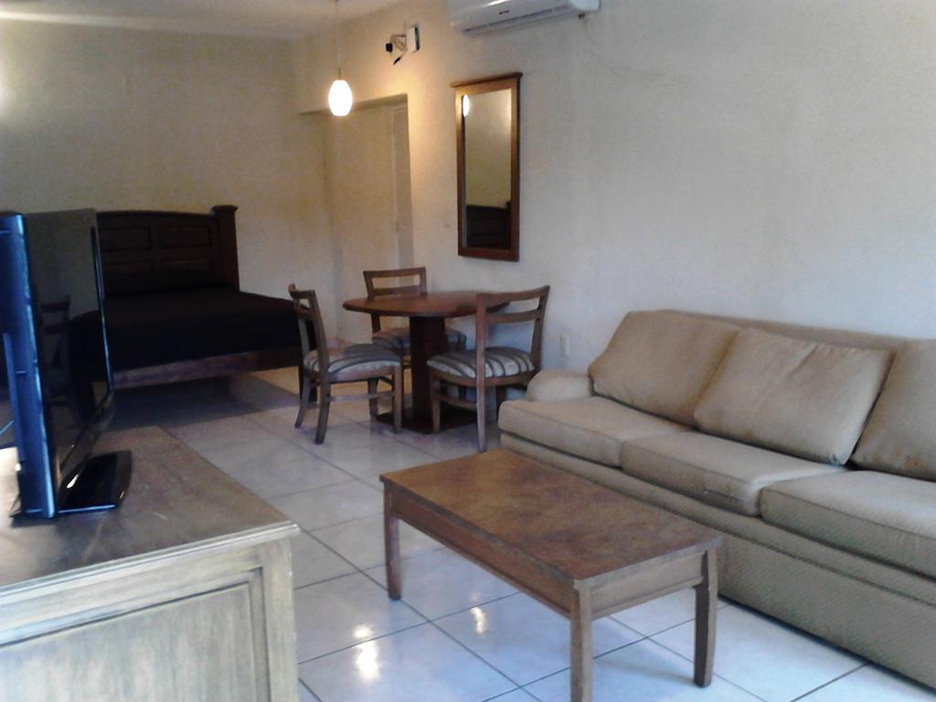 Hotel Real Posada Manzanillo Dış mekan fotoğraf